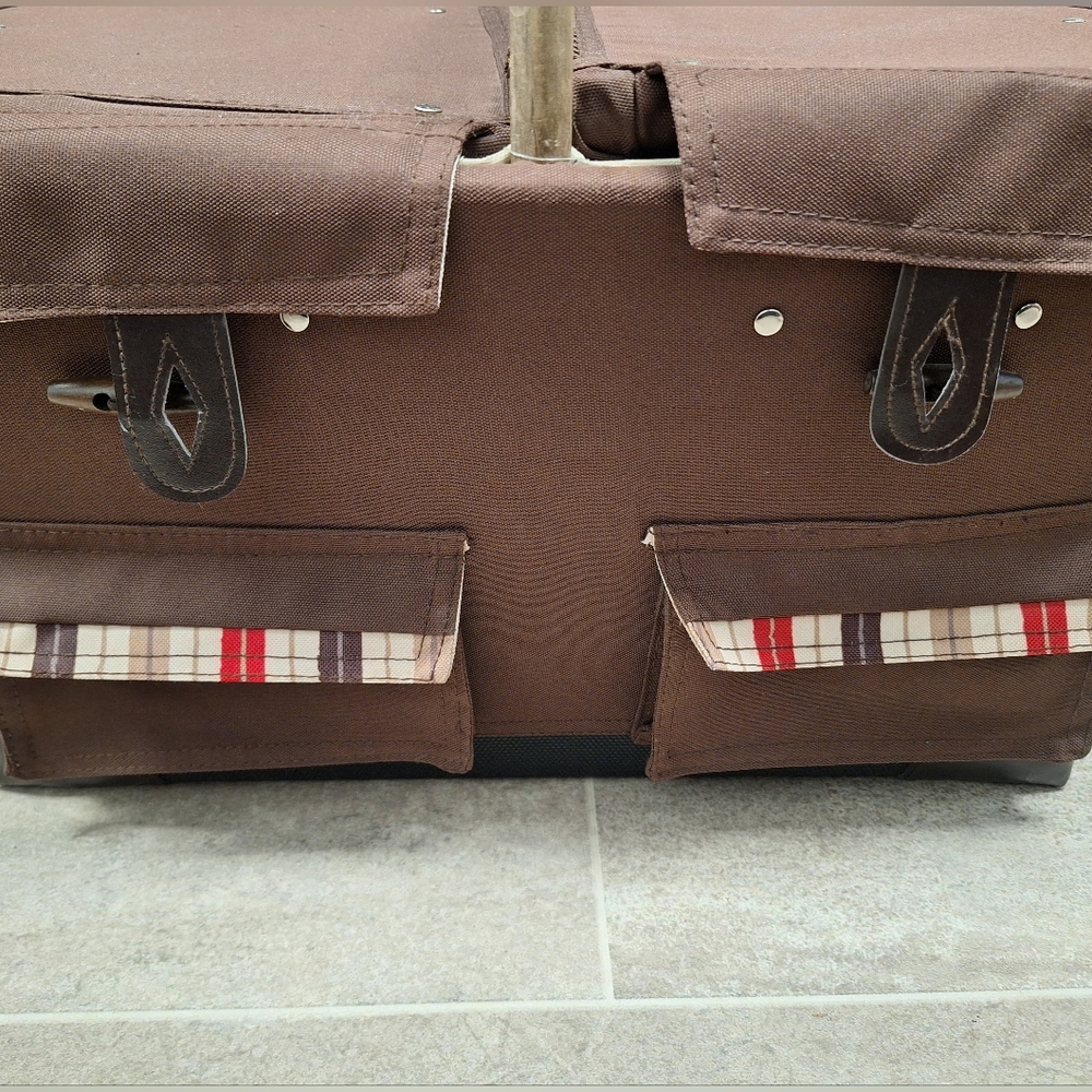 Picnic Time Picnic basket set- New with tags - Picture 7 of 7